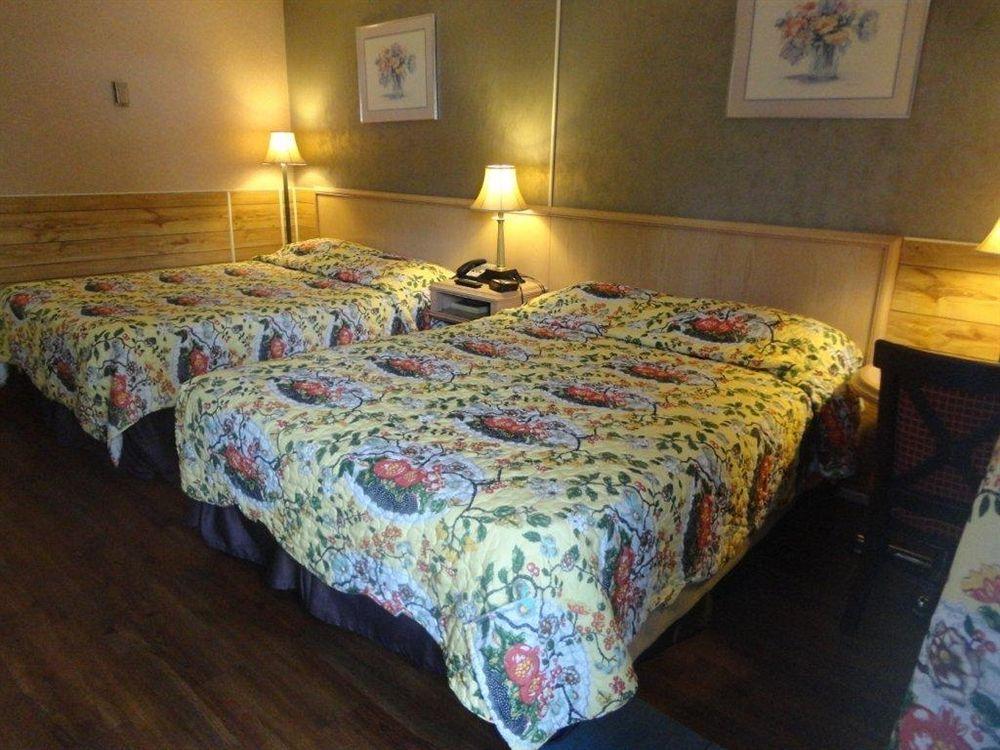 Niagara Parkway Court Motel מראה חיצוני תמונה