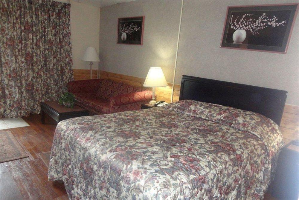 Niagara Parkway Court Motel מראה חיצוני תמונה