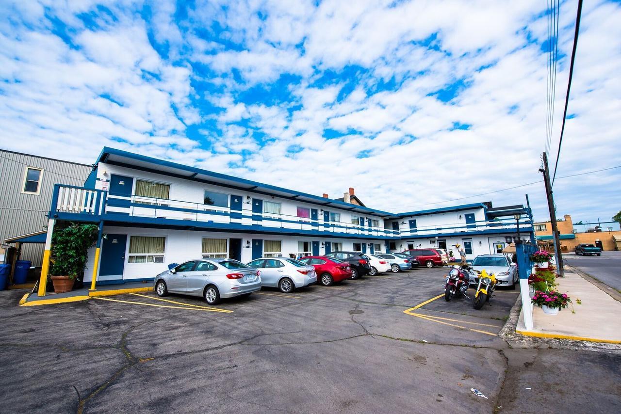 Niagara Parkway Court Motel מראה חיצוני תמונה