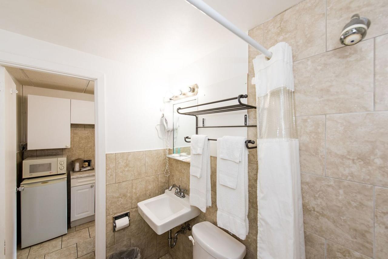 Niagara Parkway Court Motel מראה חיצוני תמונה