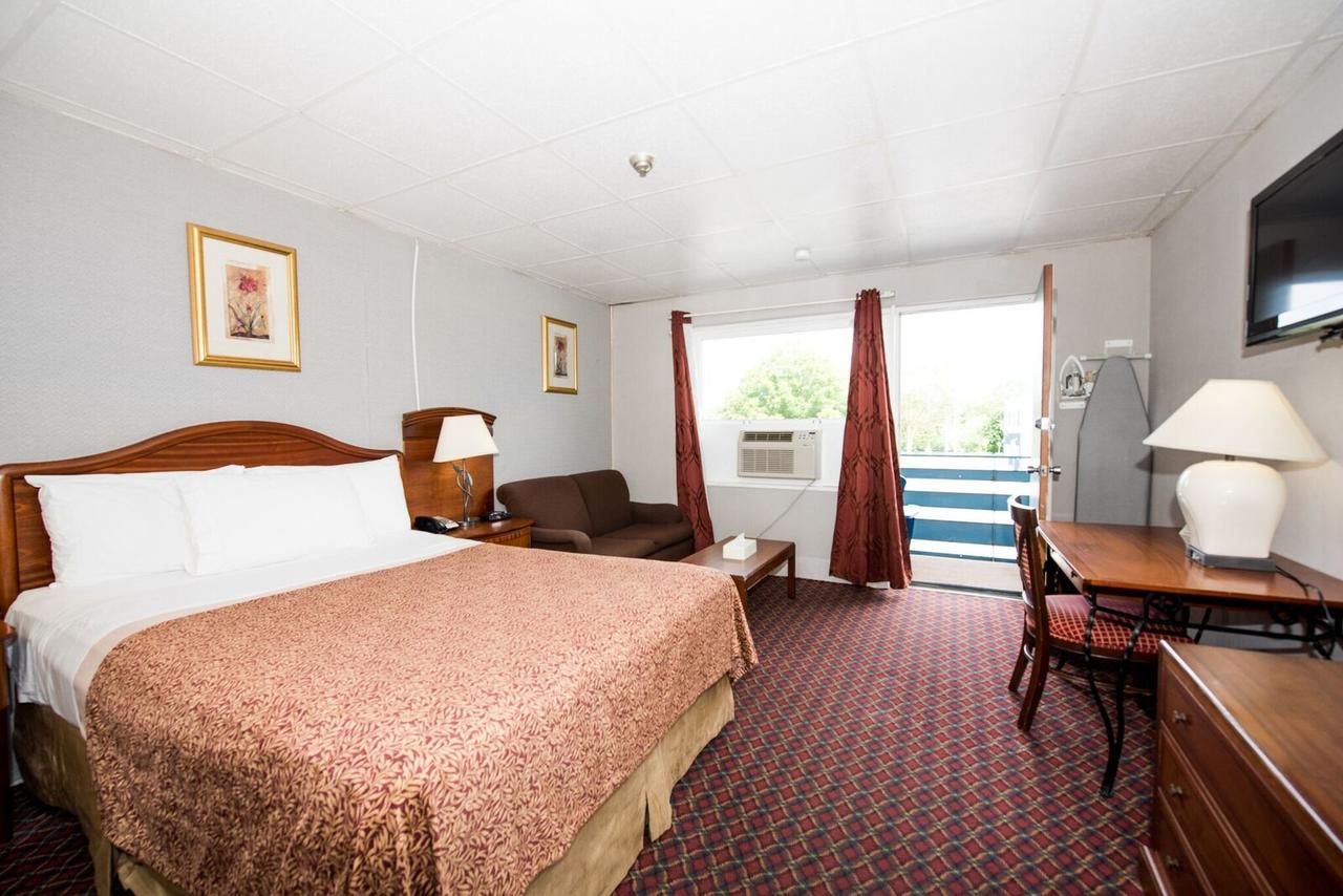 Niagara Parkway Court Motel מראה חיצוני תמונה