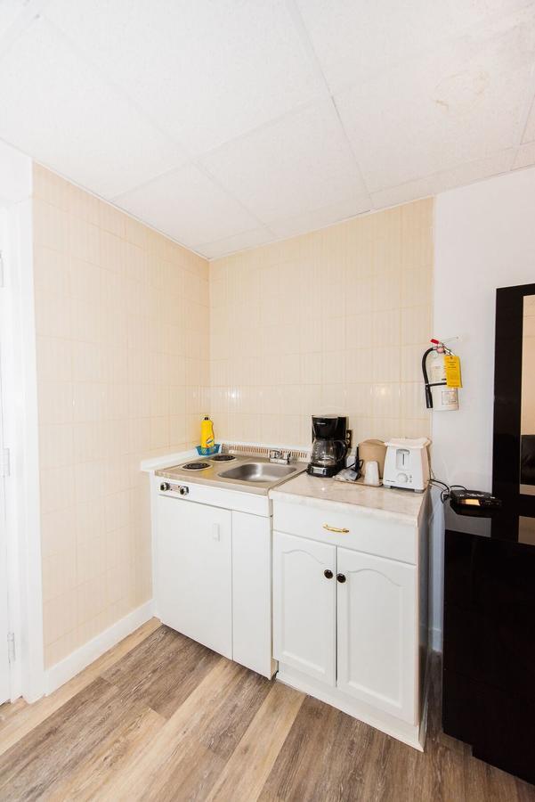 Niagara Parkway Court Motel מראה חיצוני תמונה
