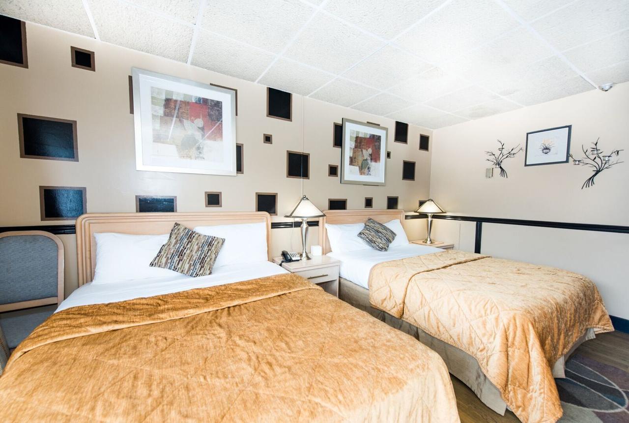 Niagara Parkway Court Motel מראה חיצוני תמונה